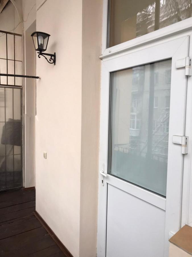 Apartments On Shevchenko Avenue リヴィウ エクステリア 写真