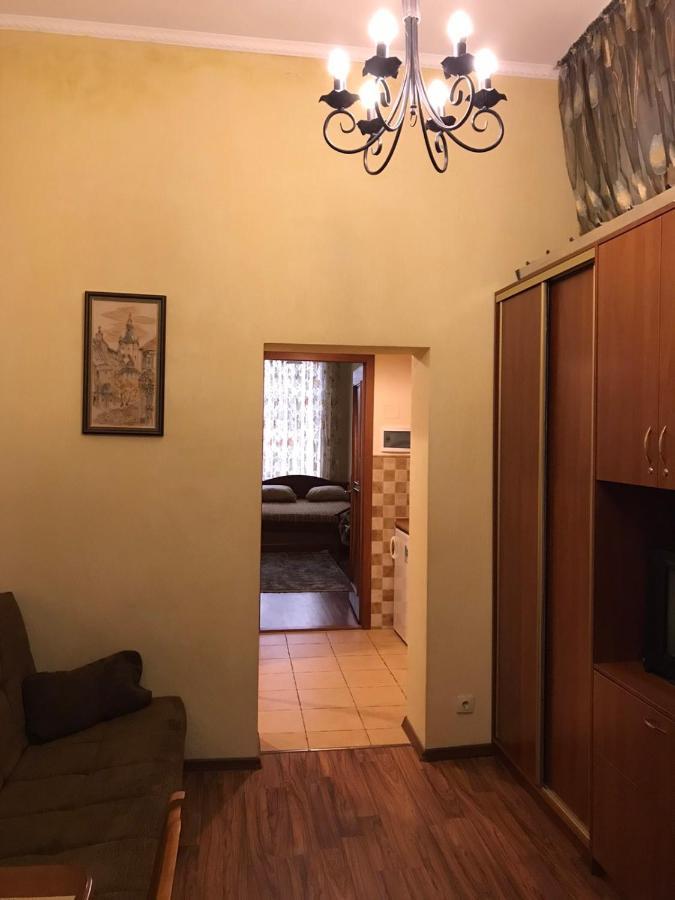 Apartments On Shevchenko Avenue リヴィウ エクステリア 写真