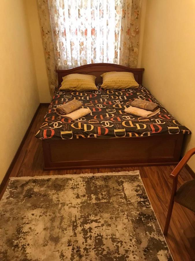 Apartments On Shevchenko Avenue リヴィウ エクステリア 写真